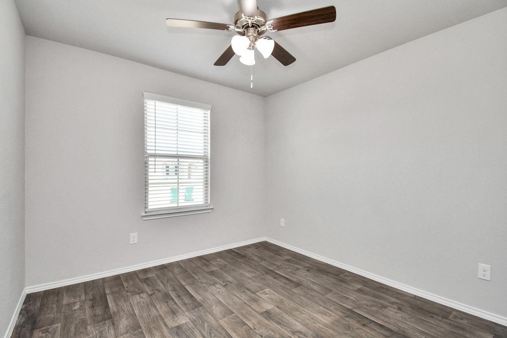 14068 W Crystal Cave Lane - Photo 4