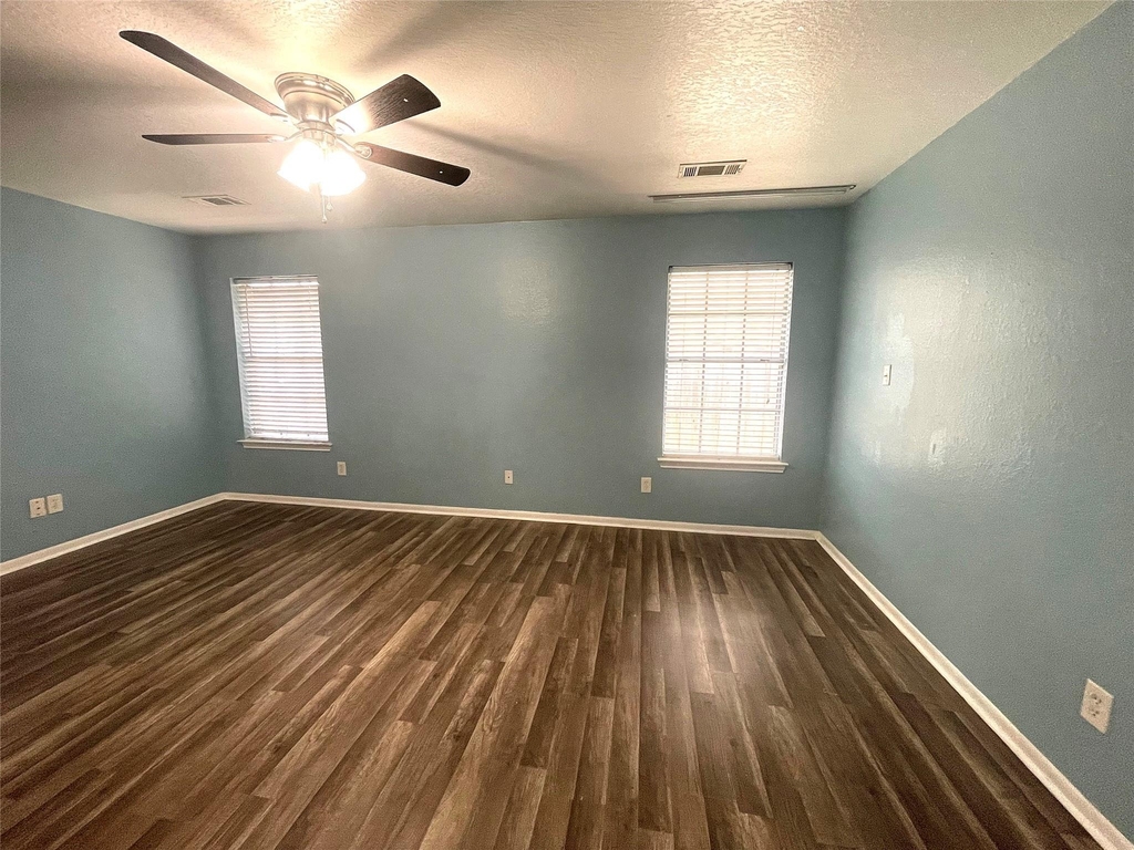 8010 Arrowhead Lane - Photo 6