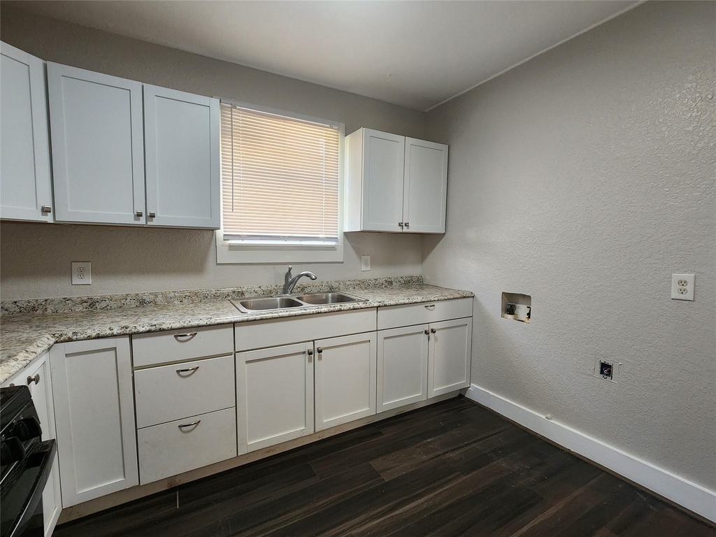 138 W Marion - Photo 15