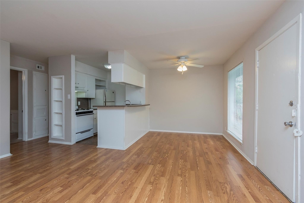 1401 Kipling - Photo 4