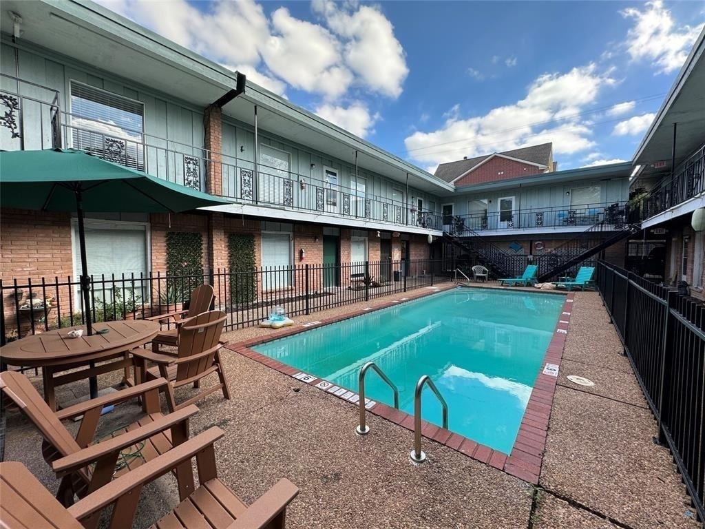 1401 Kipling - Photo 0