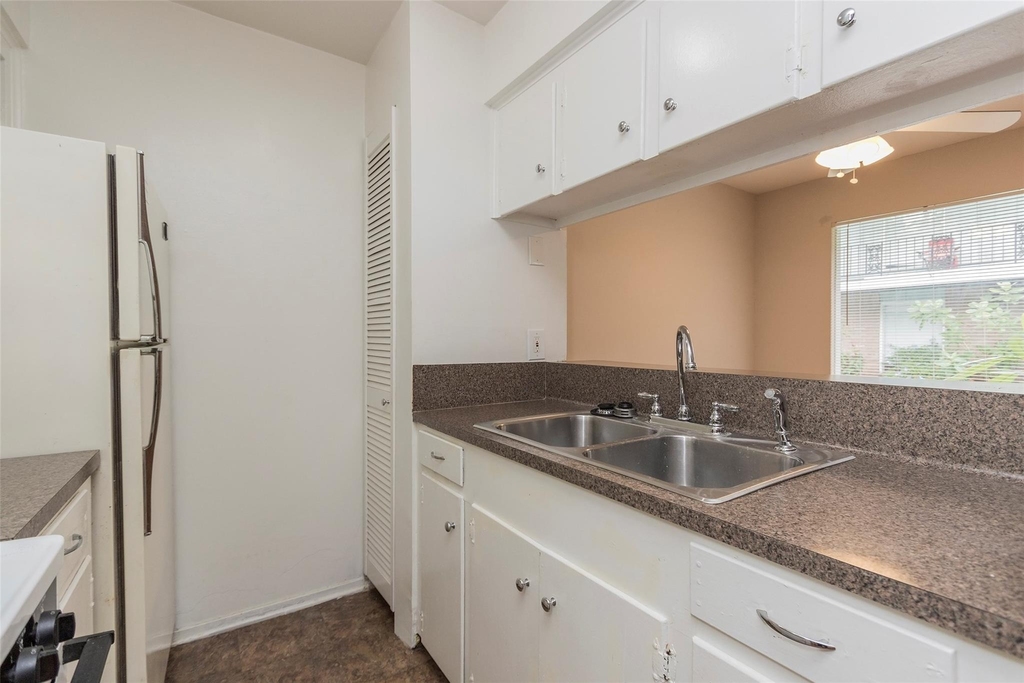 1401 Kipling - Photo 7