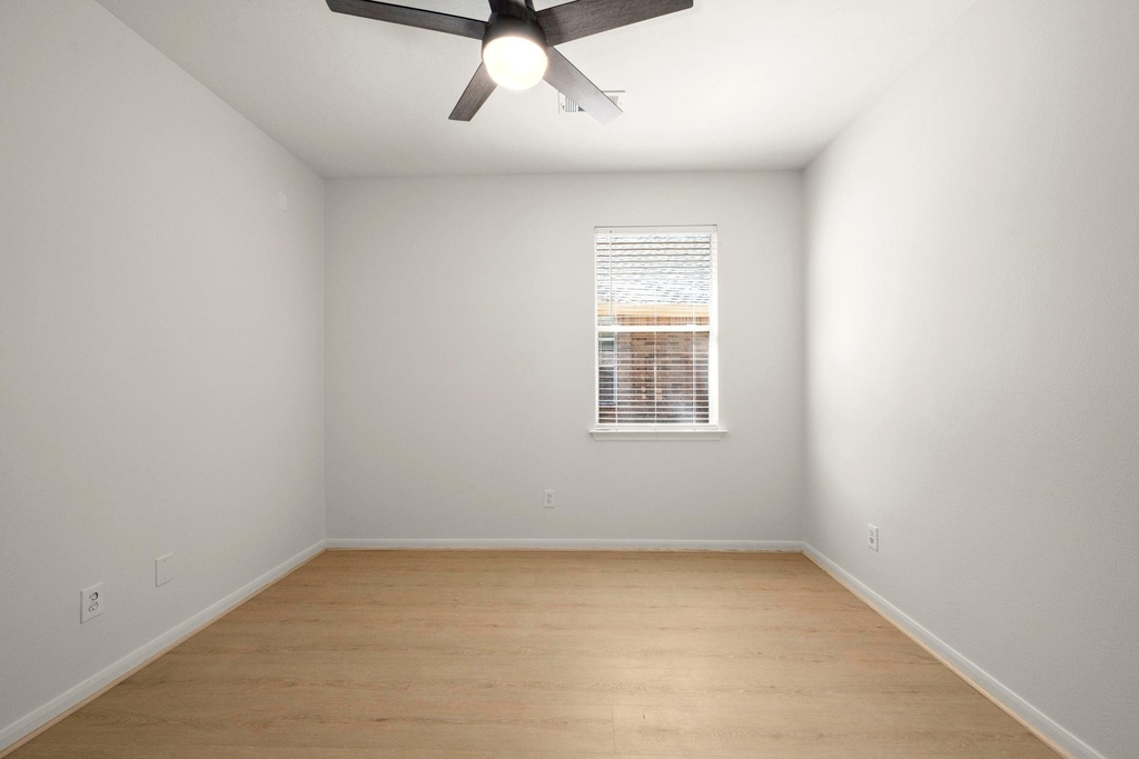 198 N Wimberly Way - Photo 25