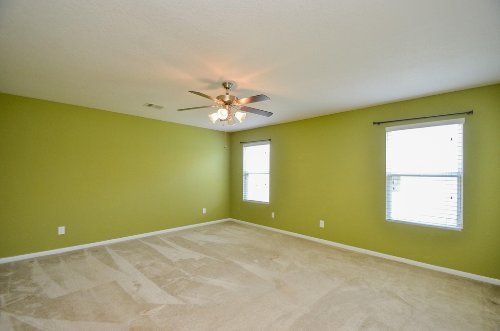 12506 Greencanyon Drive - Photo 10