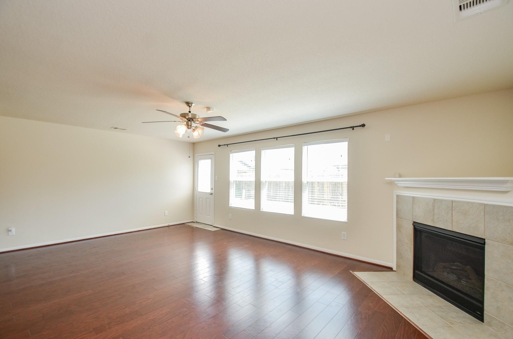 12506 Greencanyon Drive - Photo 6