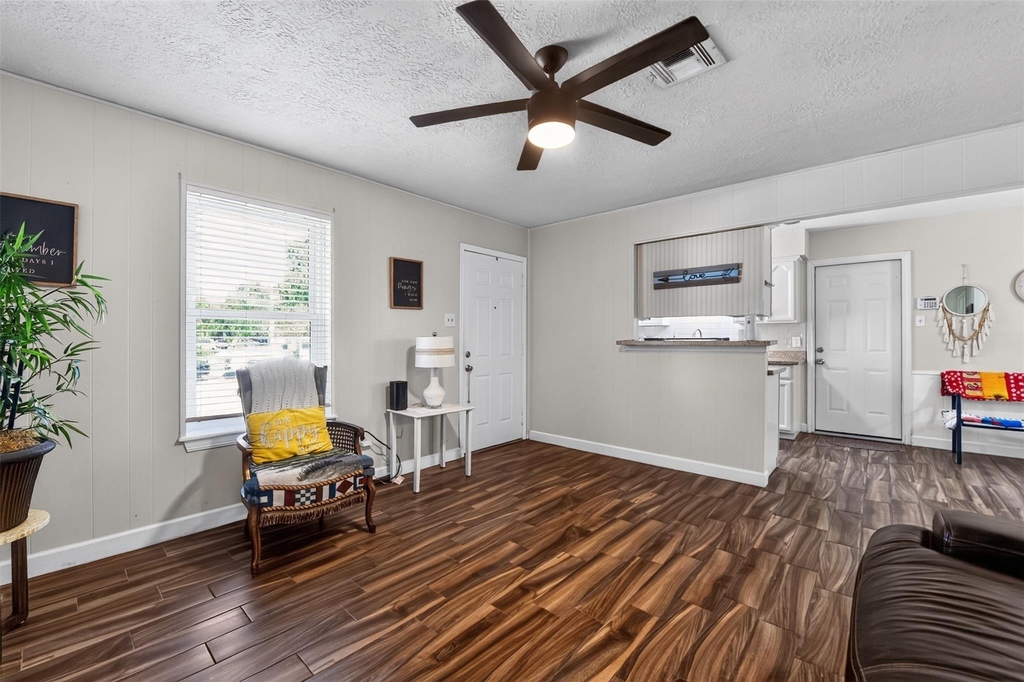 4923 Parkland Street - Photo 7