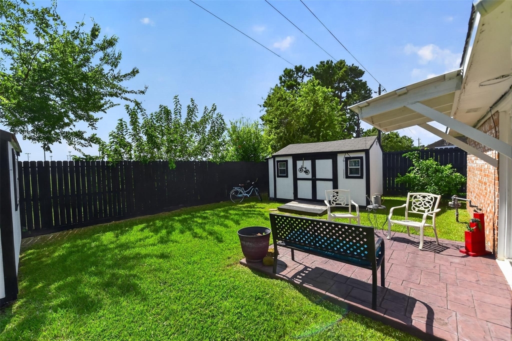 4923 Parkland Street - Photo 21