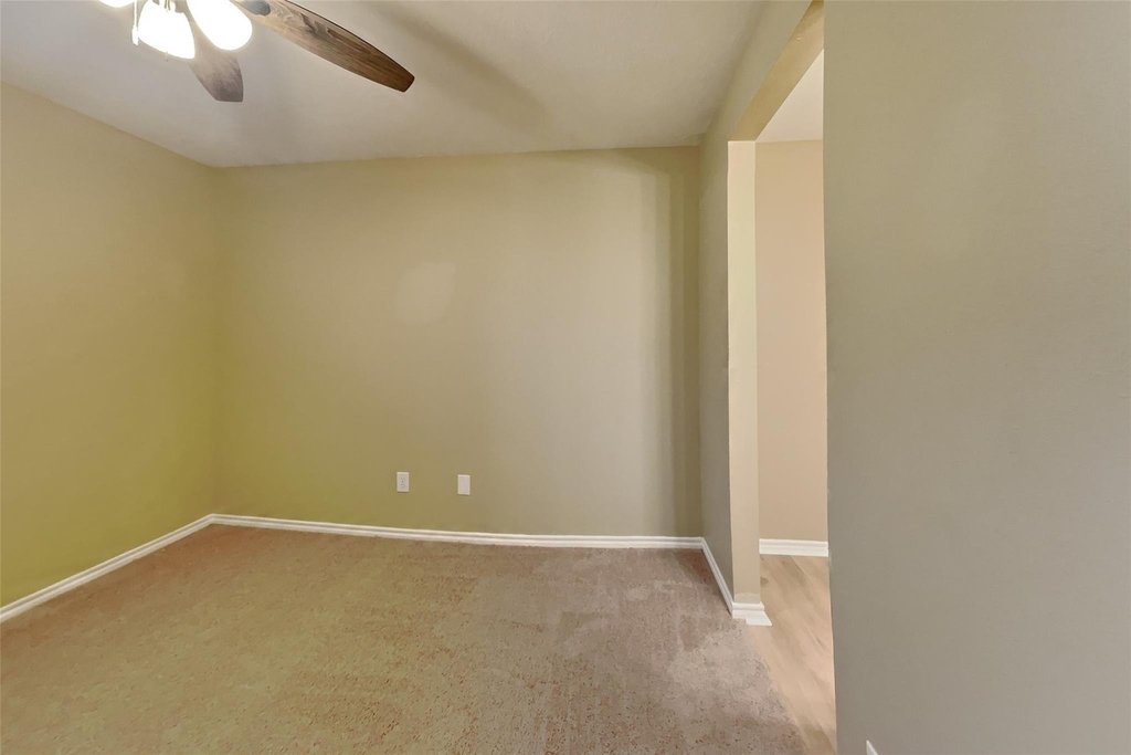 16442 Redbud Berry Lane - Photo 11