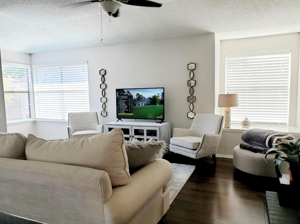 2711 Grants Lake Boulevard - Photo 3