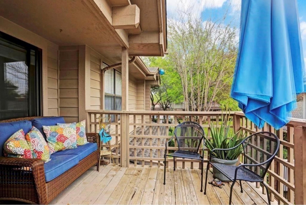 2711 Grants Lake Boulevard - Photo 0