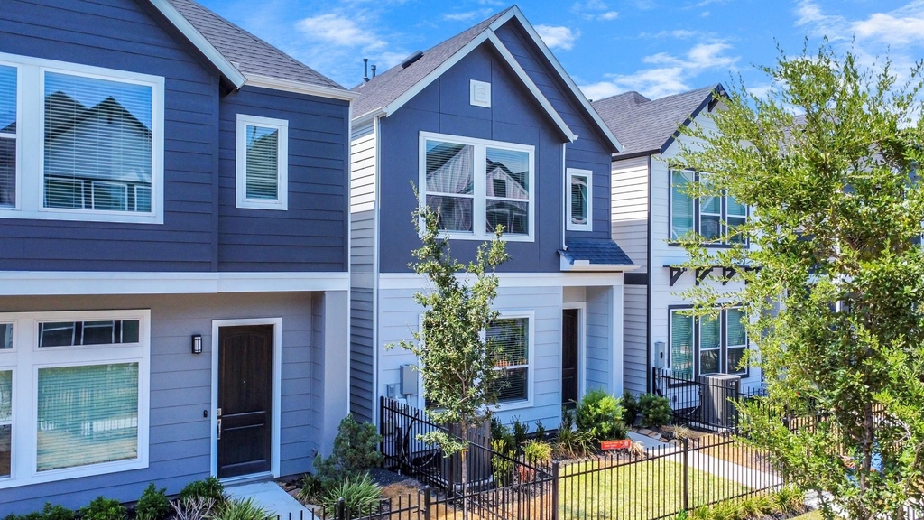 755 Strawberry Pines Court - Photo 41