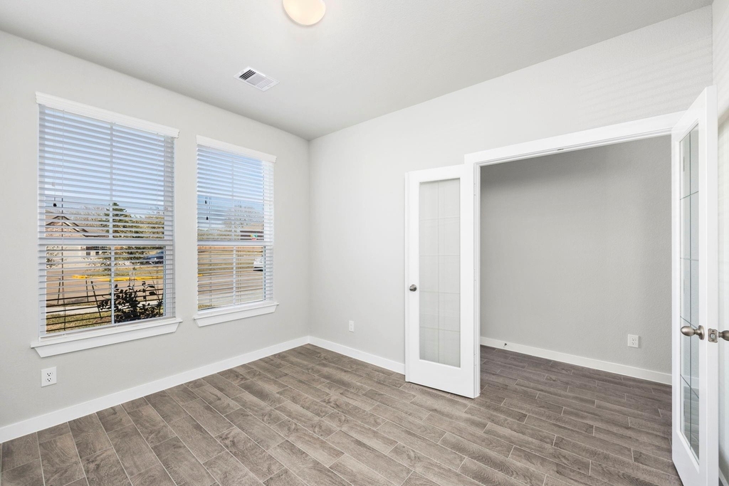 32407 Hamilton Crest Court - Photo 7