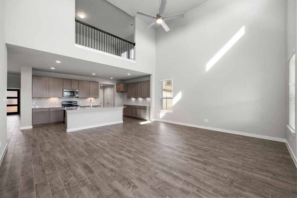 32407 Hamilton Crest Court - Photo 18