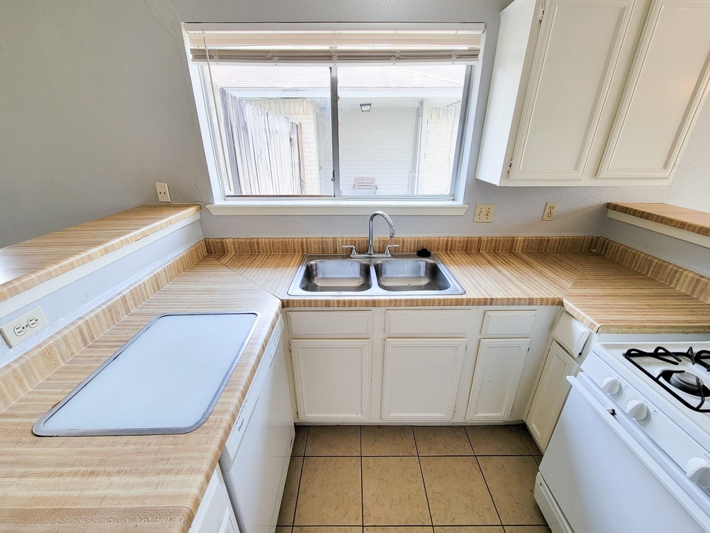 5222 Beaverhill Drive - Photo 20