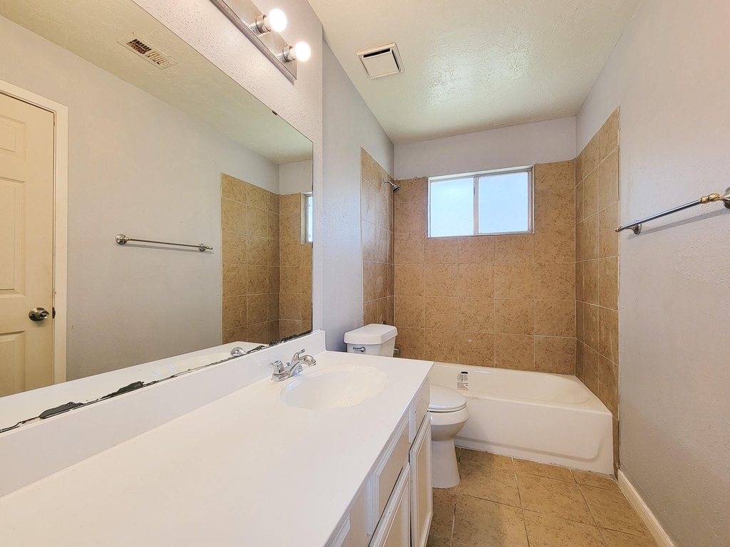 5222 Beaverhill Drive - Photo 11
