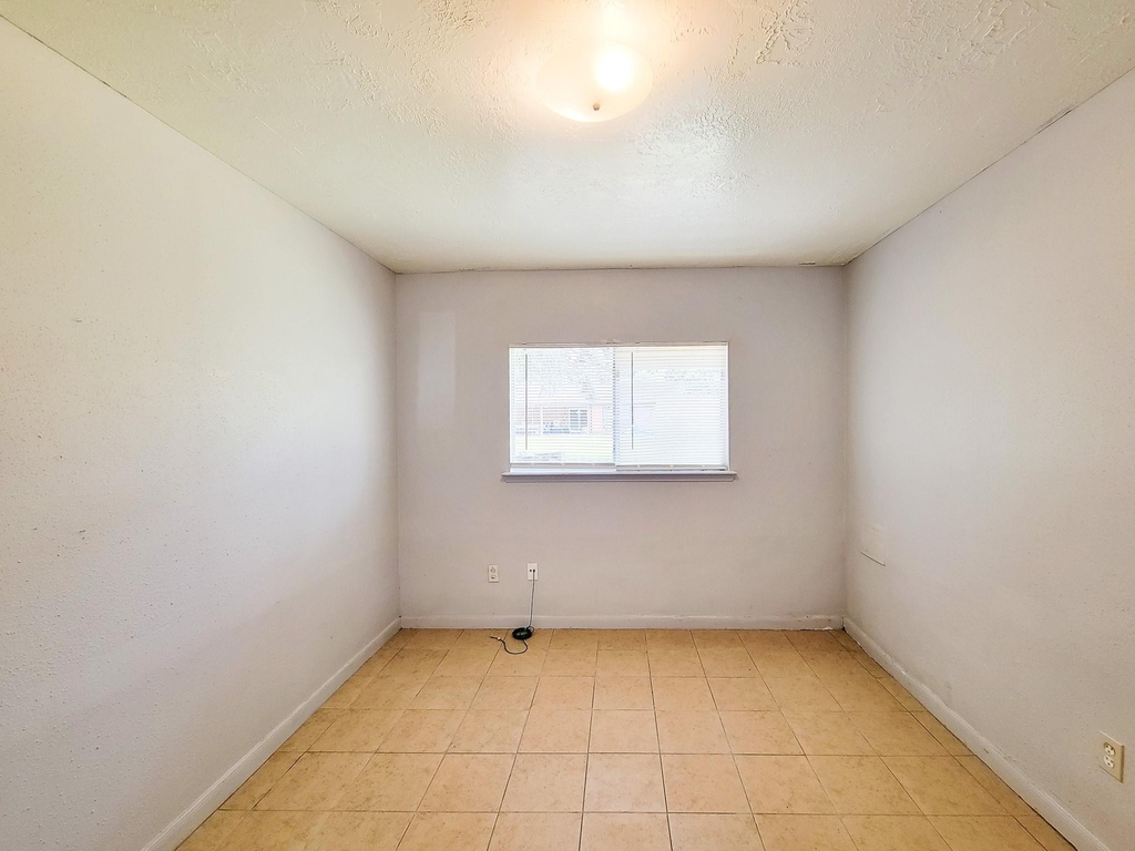5222 Beaverhill Drive - Photo 9