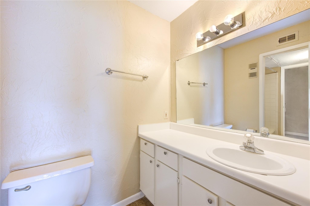 3055 Walnut Bend Lane - Photo 22