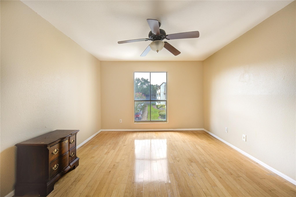3055 Walnut Bend Lane - Photo 13
