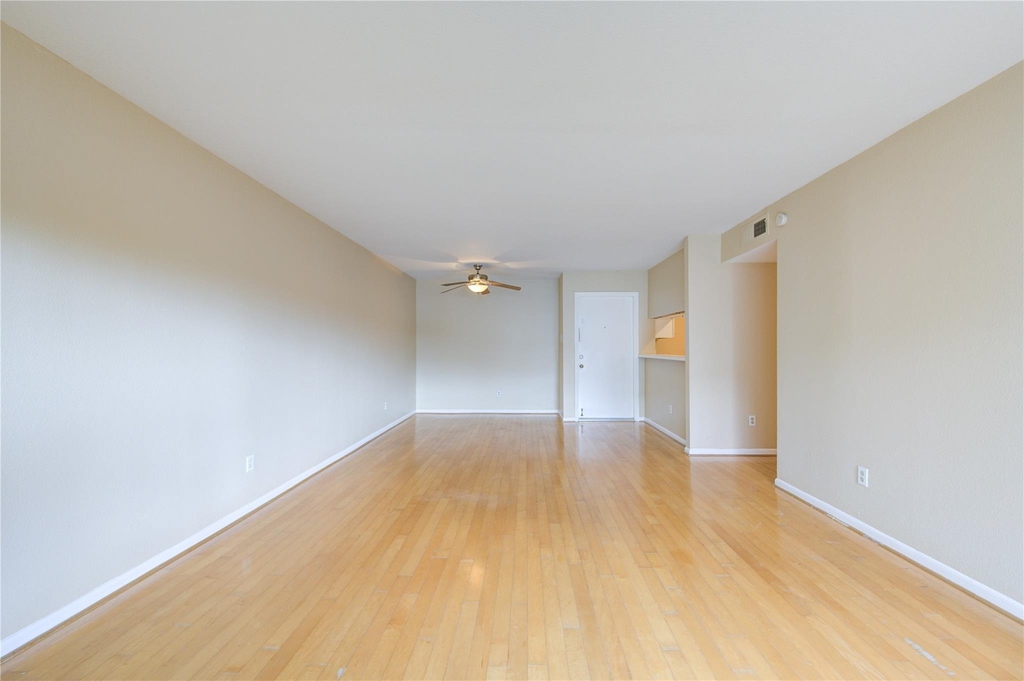 3055 Walnut Bend Lane - Photo 5