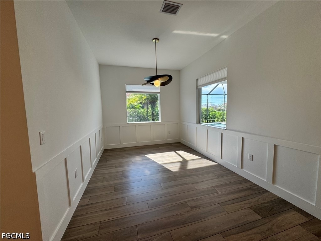 1120 Nw 42nd Place - Photo 3