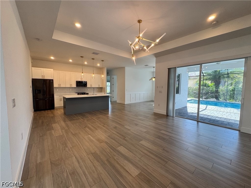 1120 Nw 42nd Place - Photo 4