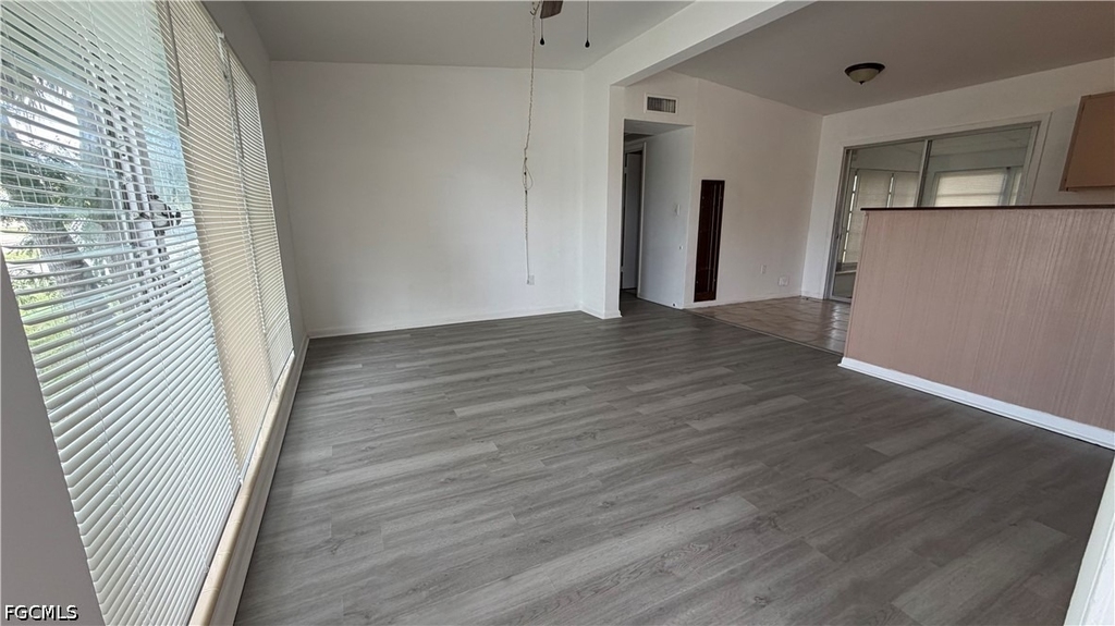 2305 Elkcam Boulevard - Photo 2