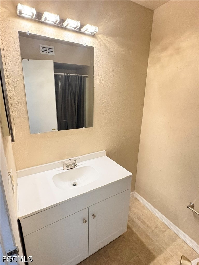 2937 Winkler Avenue - Photo 11