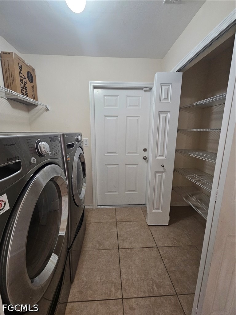 1116 Irving Avenue - Photo 12