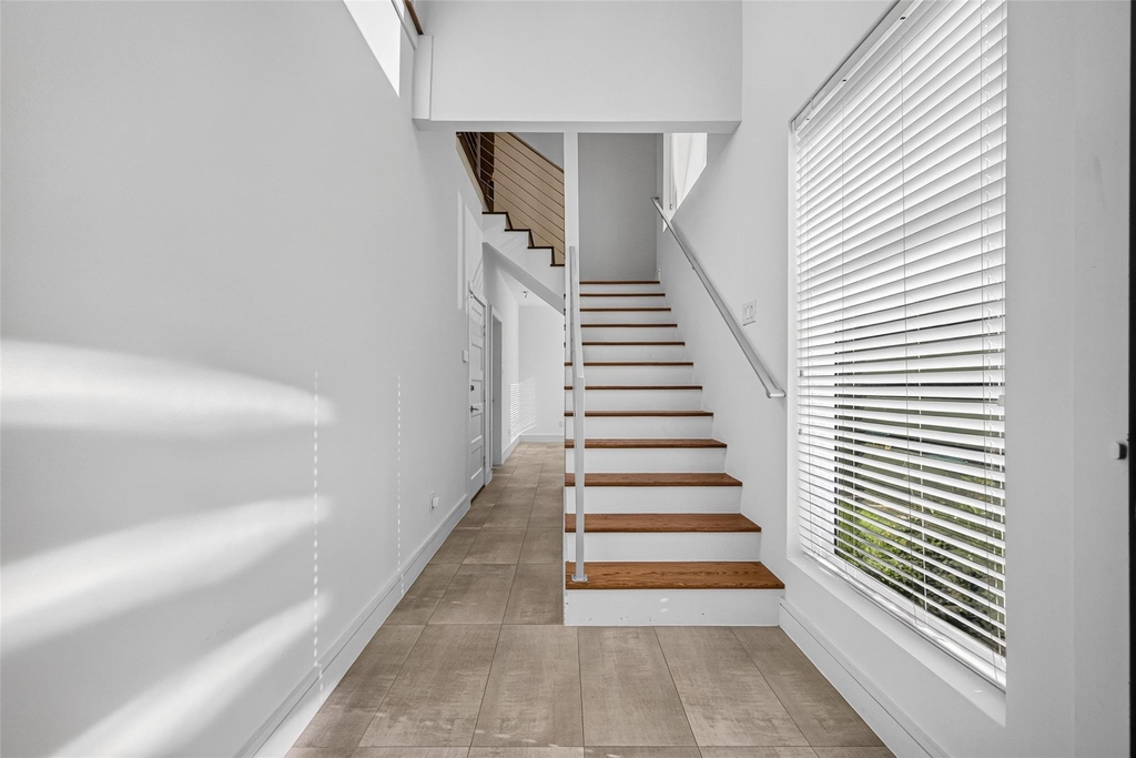 1317 Lakin Street - Photo 9