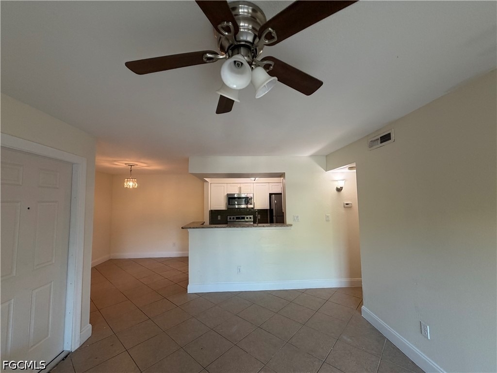 2925 Winkler Avenue - Photo 2