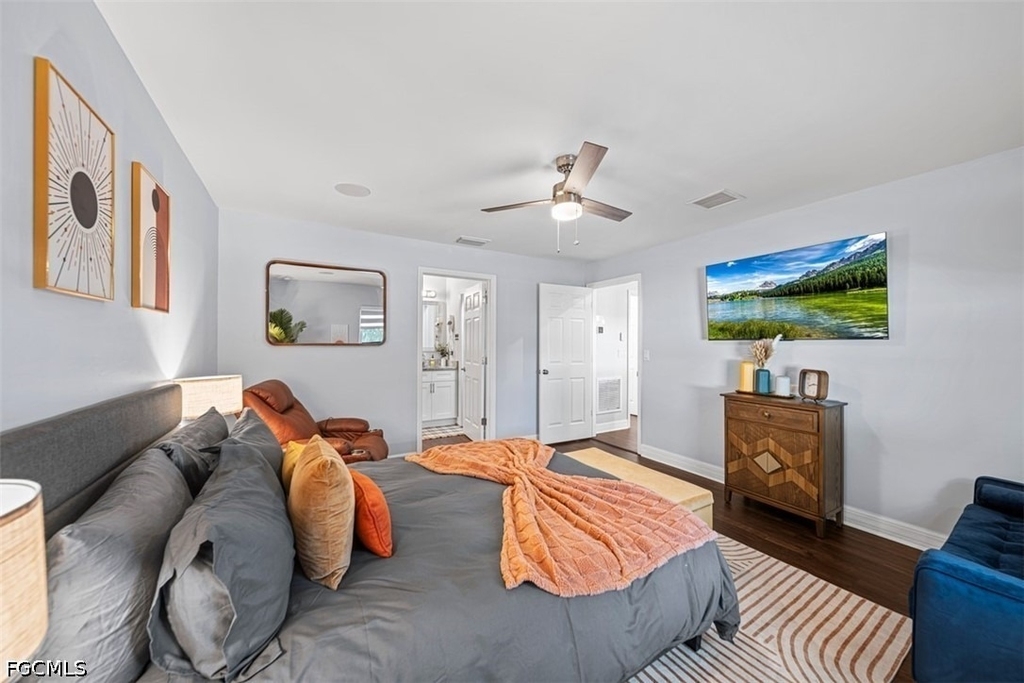 522 Ne Van Loon Lane - Photo 2