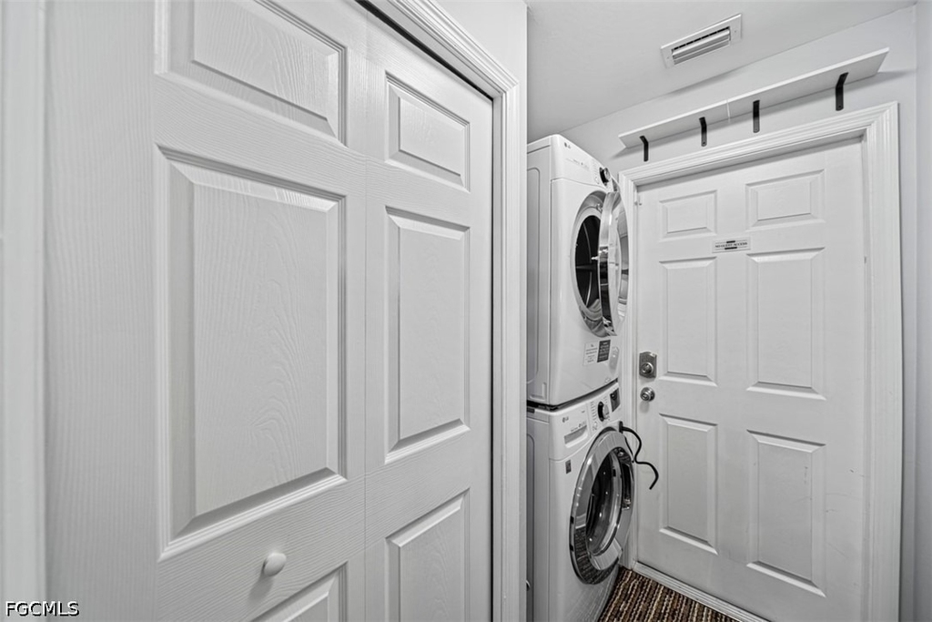 522 Ne Van Loon Lane - Photo 15