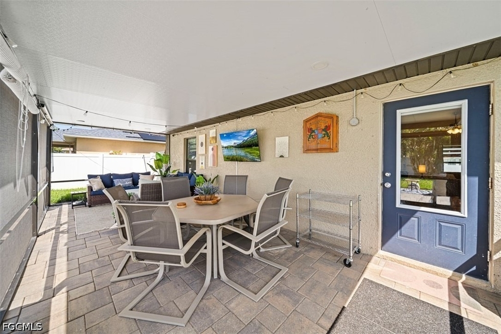 522 Ne Van Loon Lane - Photo 22