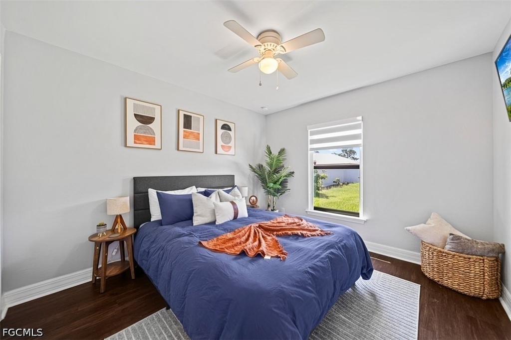 522 Ne Van Loon Lane - Photo 17