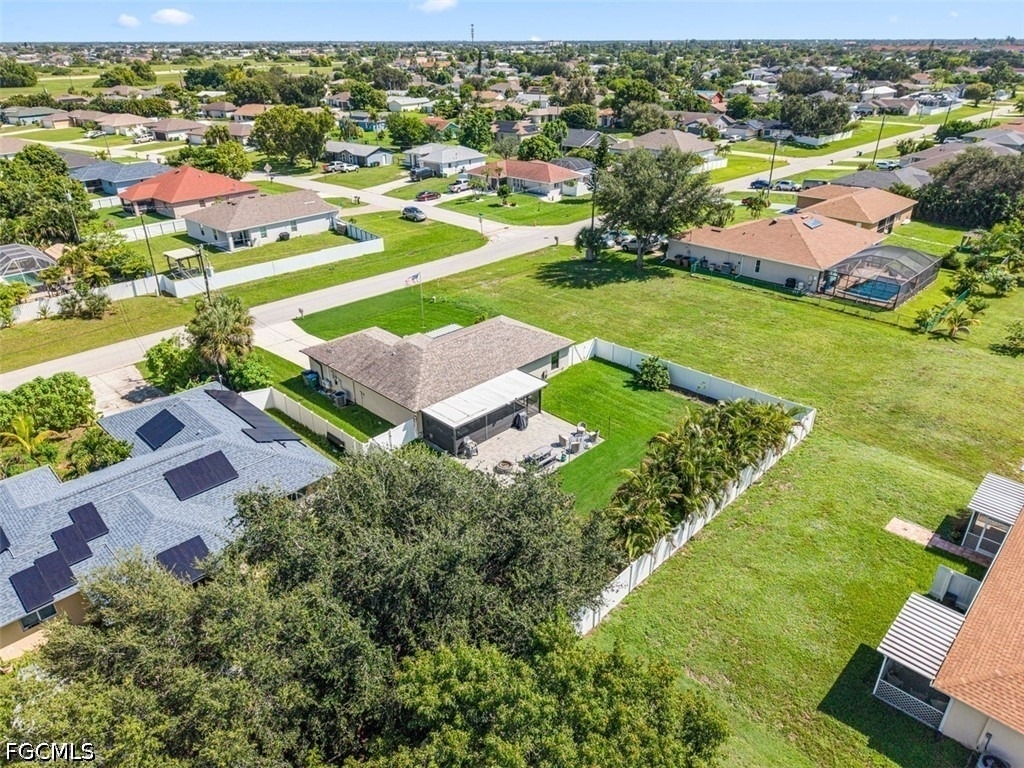 522 Ne Van Loon Lane - Photo 34