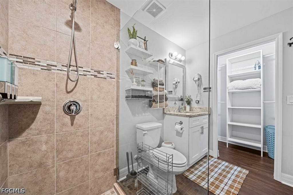 522 Ne Van Loon Lane - Photo 3
