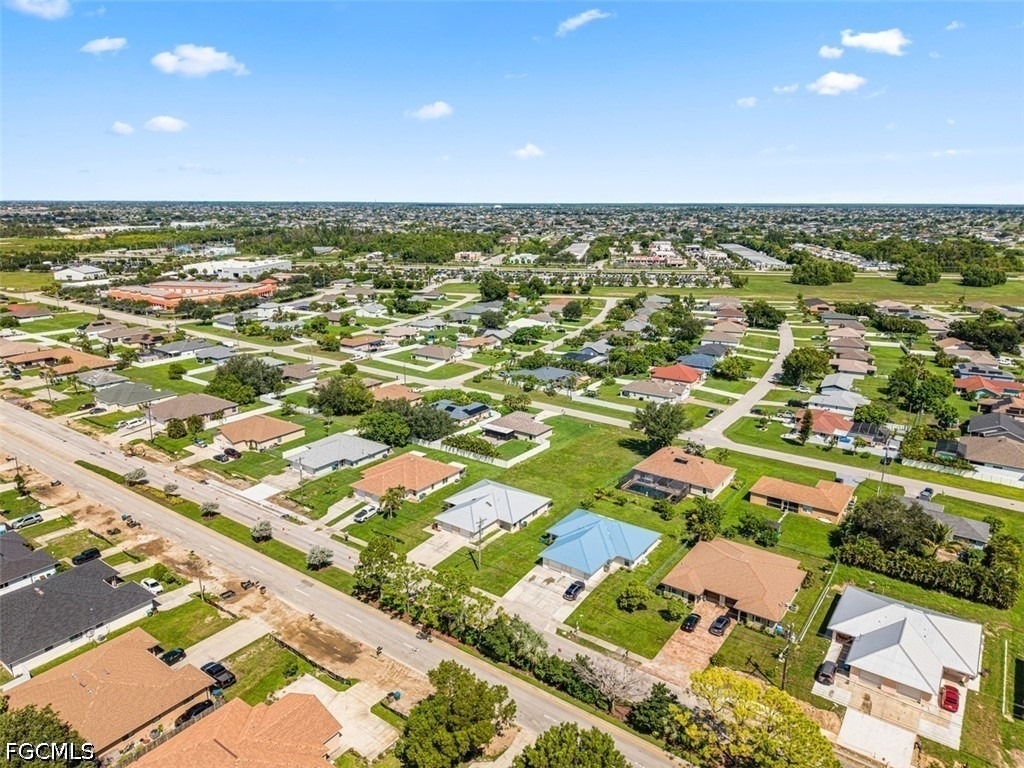 522 Ne Van Loon Lane - Photo 32