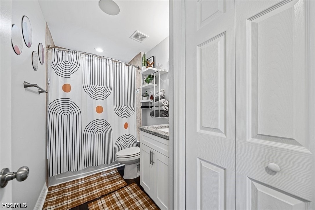 522 Ne Van Loon Lane - Photo 20