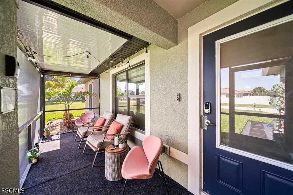 522 Ne Van Loon Lane - Photo 23