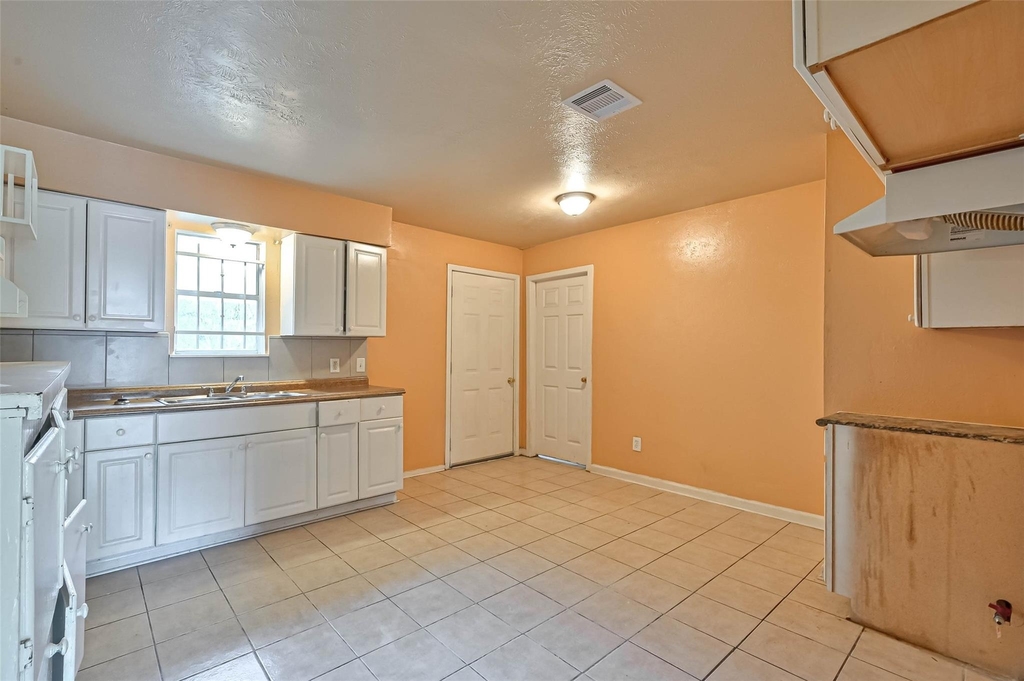 4307 Akard Street - Photo 21