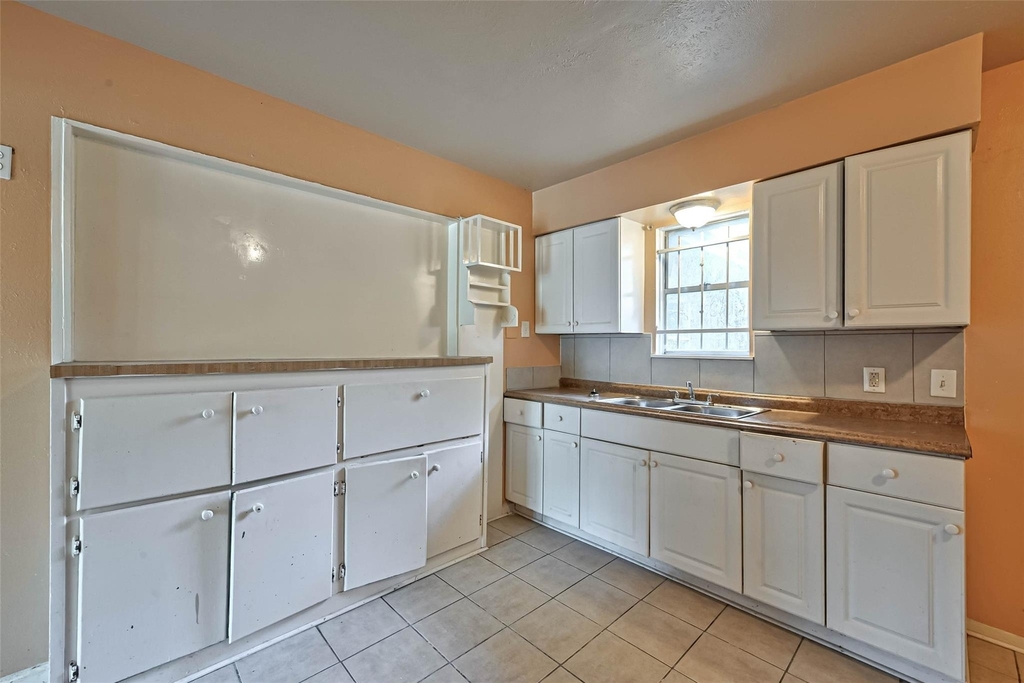4307 Akard Street - Photo 22
