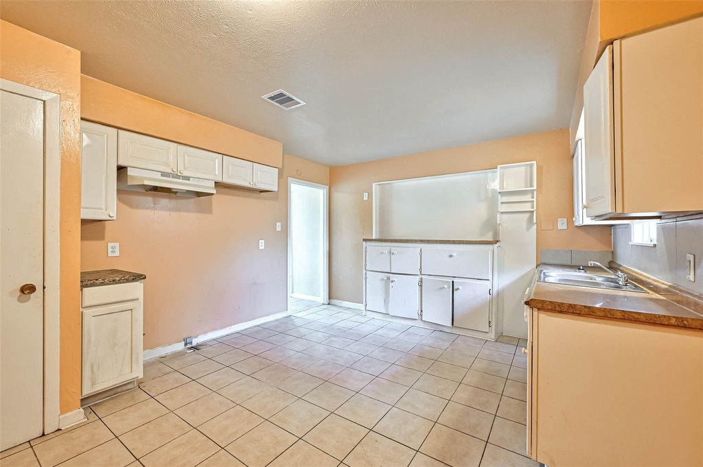 4307 Akard Street - Photo 19