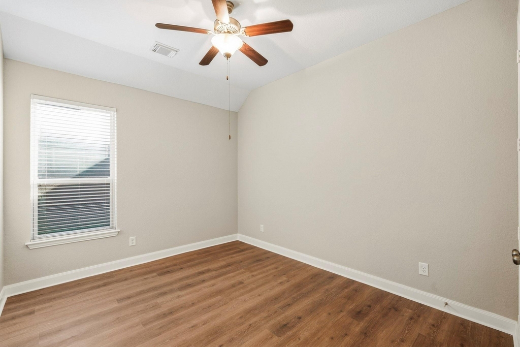 3223 Karleigh Way - Photo 20