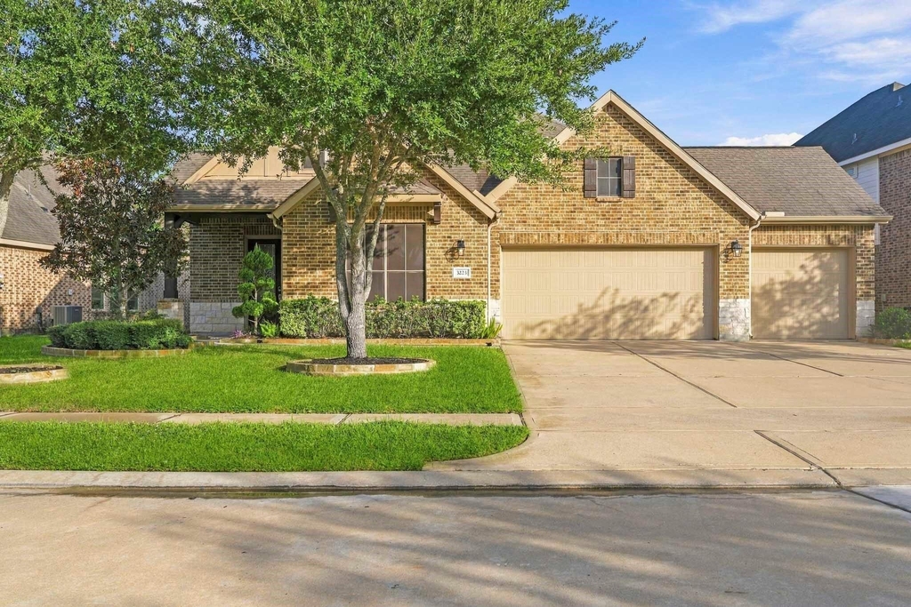 3223 Karleigh Way - Photo 0