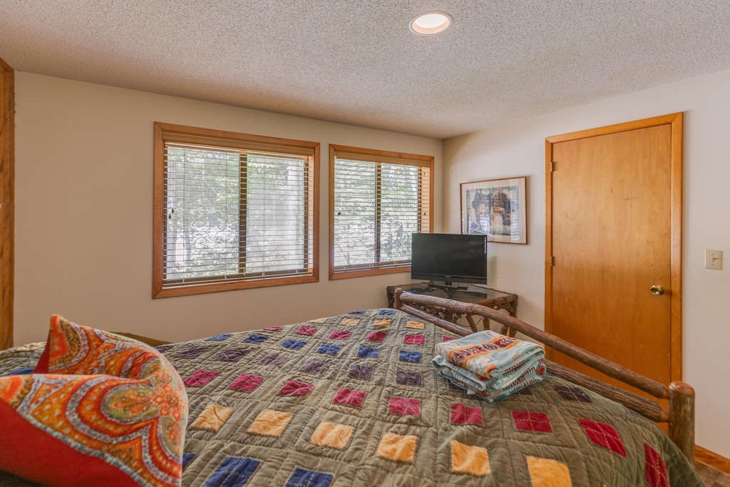20 River View - Photo 26