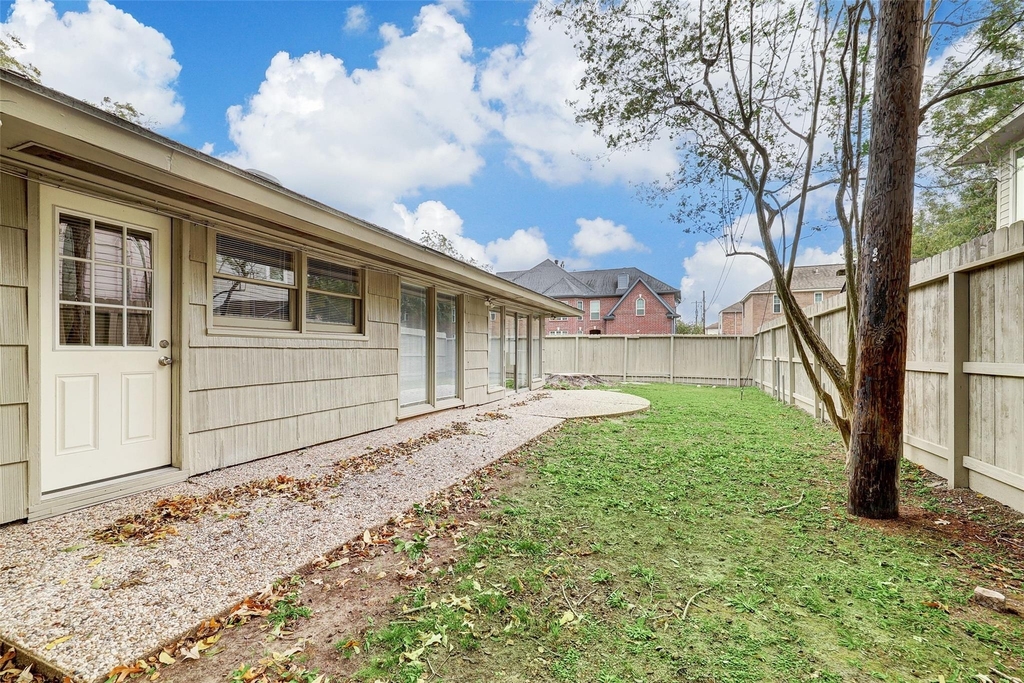 5411 Evergreen Street - Photo 7