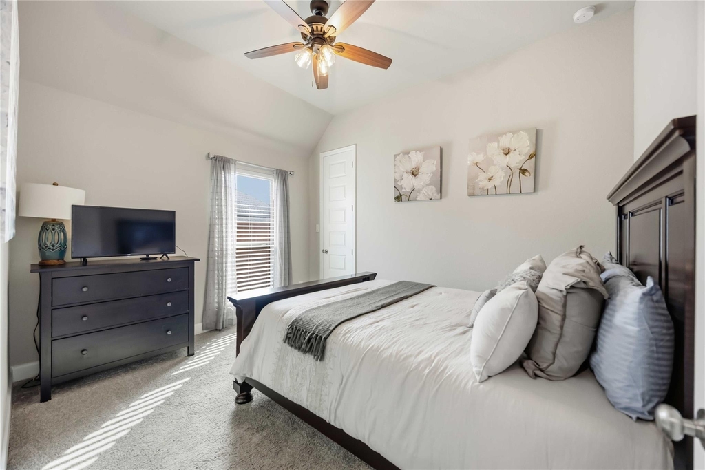 18834 Windy Orchard Court - Photo 16