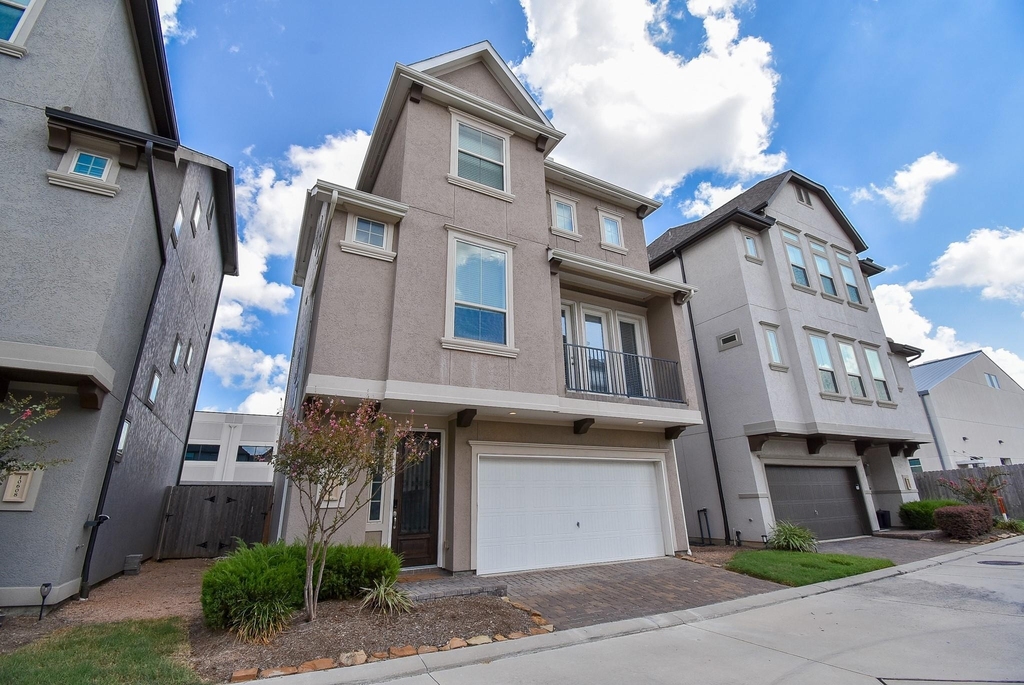 10606 Centre Shadows Drive - Photo 3