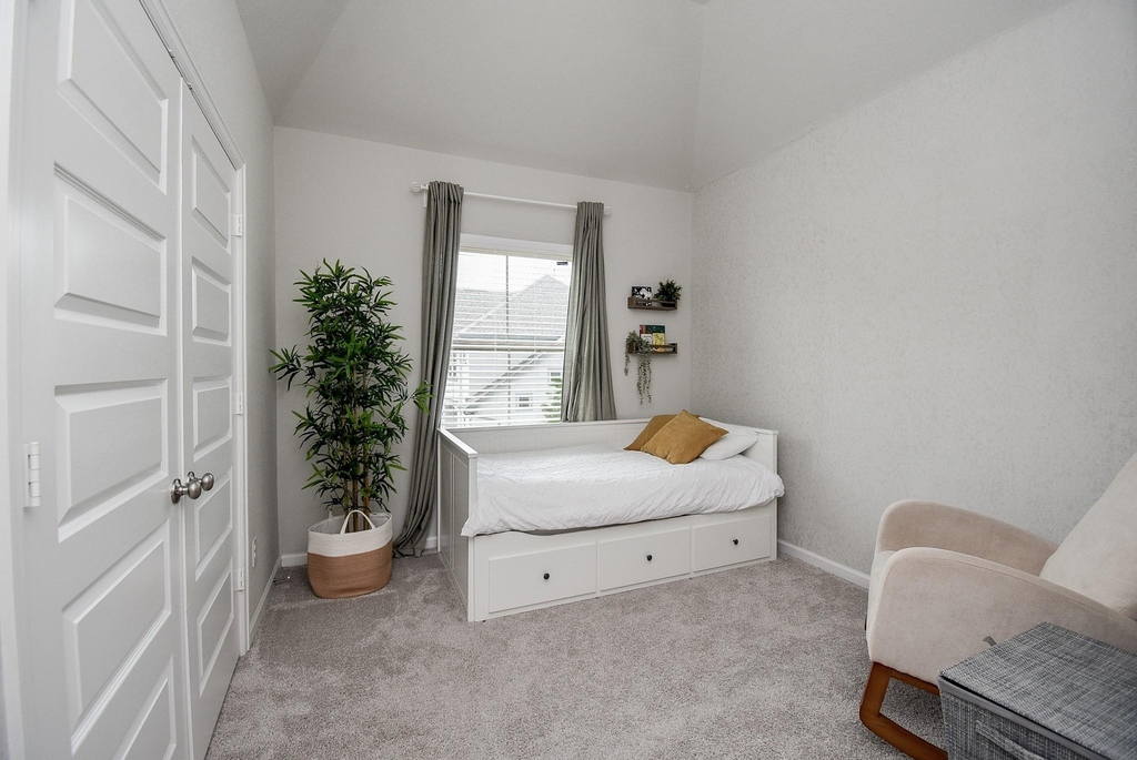10606 Centre Shadows Drive - Photo 31