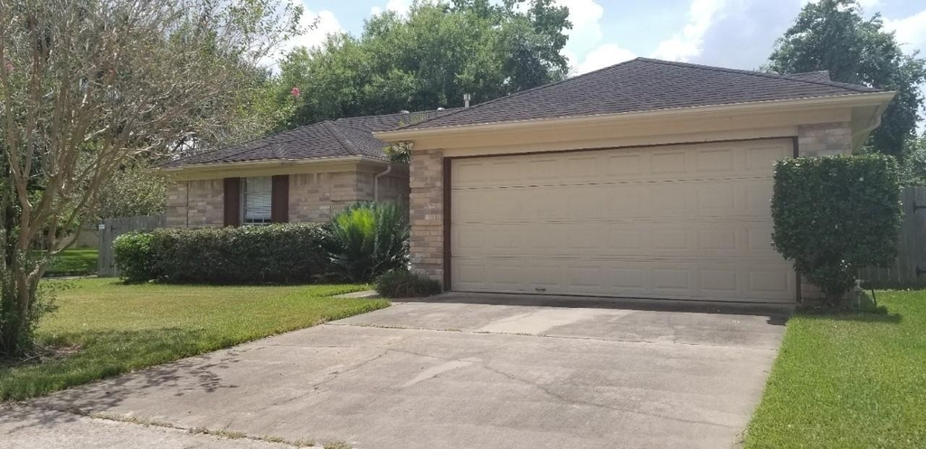 2822 Chimneystone Drive - Photo 1